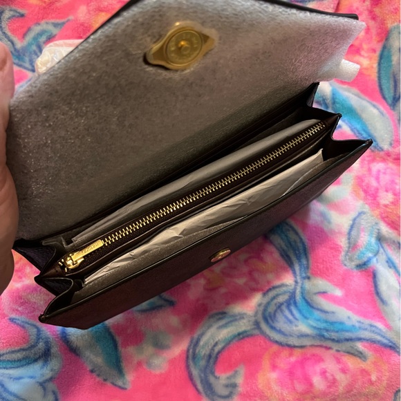 Coach Tammie Clutch Crossbody in Signature Canvas - Picture 4 of 7